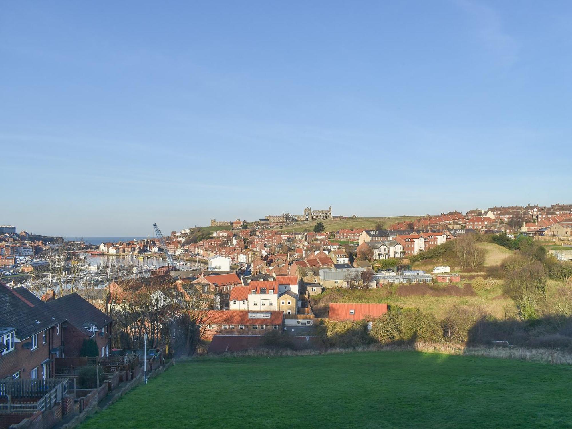 What A View! Villa Whitby Esterno foto